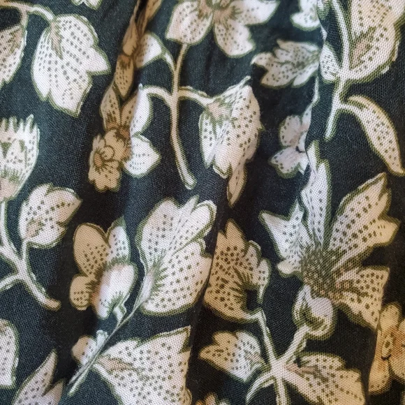 Casual Long Sleeve Patterned Dress - Picture 5 of 8